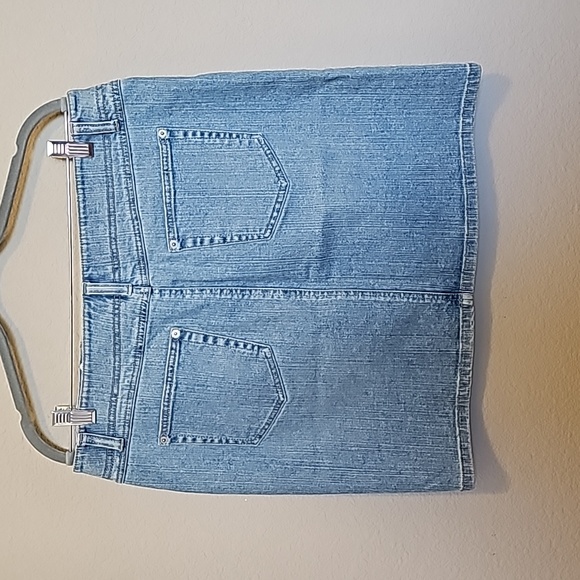 ANN TAYLOR LOFT SKIRT - Picture 2 of 3